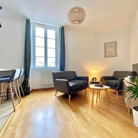 Superbe Avec Parking Apartamento Caen